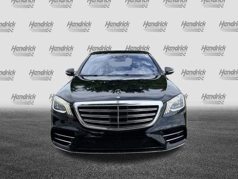 Used 2019 Mercedes-Benz S 560 Sedan image 3