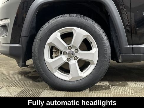 Used 2018 Jeep Compass Latitude w/ Cold Weather Group image 8