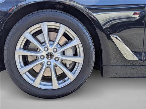 Used 2019 BMW 530i xDrive w/ Convenience Package image 25