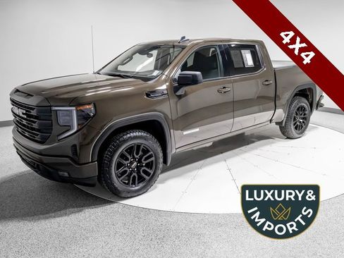 Used 2024 GMC Sierra 1500 Elevation image 1