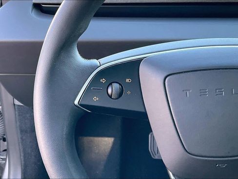 Used 2025 Tesla Model 3 Long Range image 20