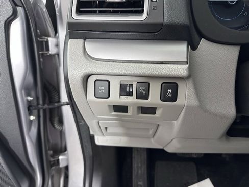 Used 2018 Subaru Forester 2.5i Premium image 22