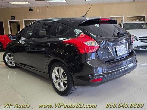 Used 2014 Ford Focus SE FWD image 4