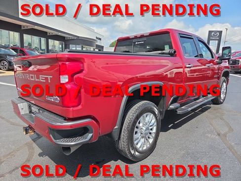 Used 2020 Chevrolet Silverado 2500 High Country w/ Z71 Off-Road Package AWD/4WD image 5