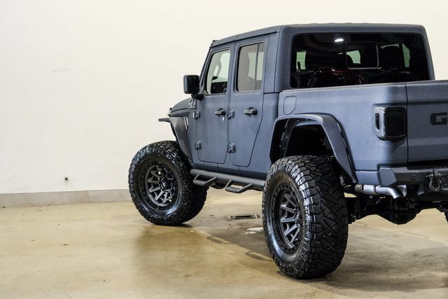 Used 2025 Jeep Gladiator Sport AWD/4WD image 45