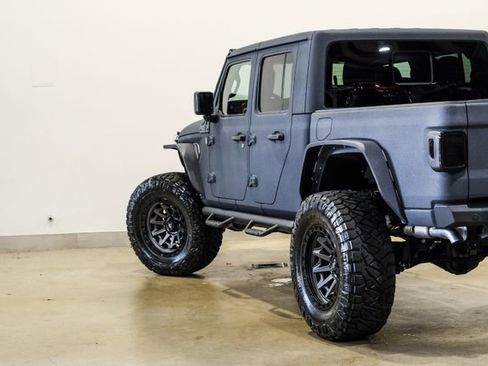 Used 2025 Jeep Gladiator Sport AWD/4WD image 45