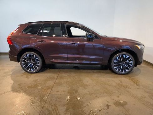 New 2026 Volvo XC60 B5 Ultra w/ Protection Package Premier image 6