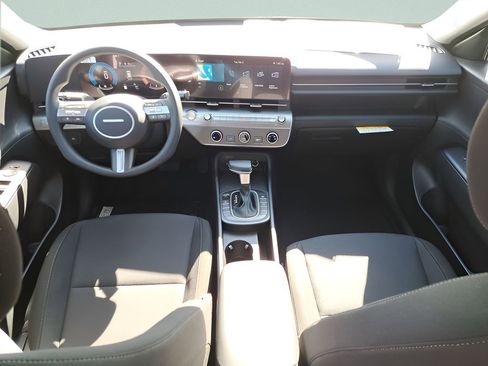 New 2026 Hyundai Kona SE image 10