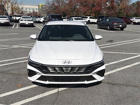 New 2026 Hyundai Elantra Blue image 2