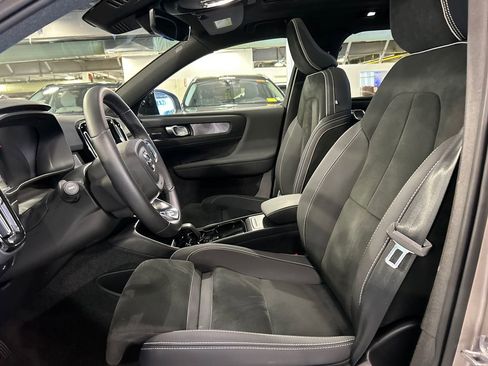 Certified 2023 Volvo XC40 Recharge Ultimate w/ Protection Package Premier AWD/4WD image 10