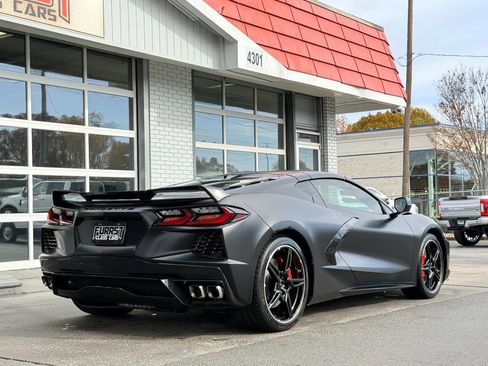 Used 2022 Chevrolet Corvette Stingray Premium Cpe w/ Z51 Performance Package image 3