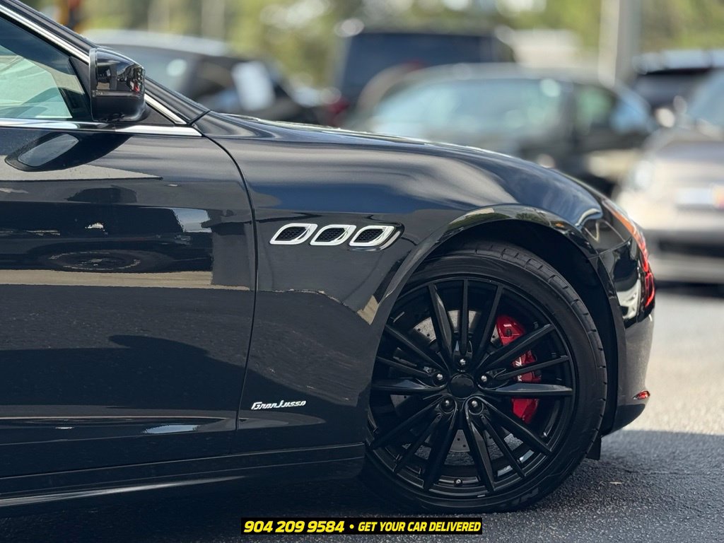 Used 2019 Maserati Quattroporte S GranLusso Q4 AWD/4WD image 8