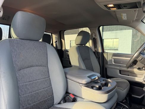 Used 2016 RAM 2500 Big Horn image 32