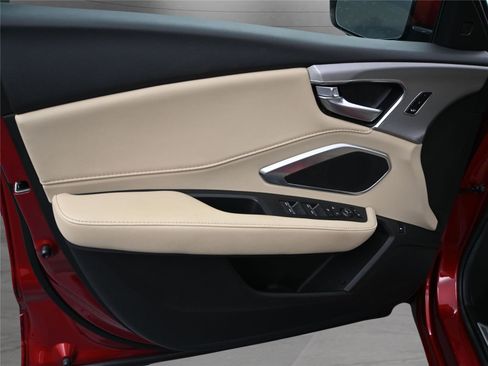 Certified 2024 Acura RDX SH-AWD image 10