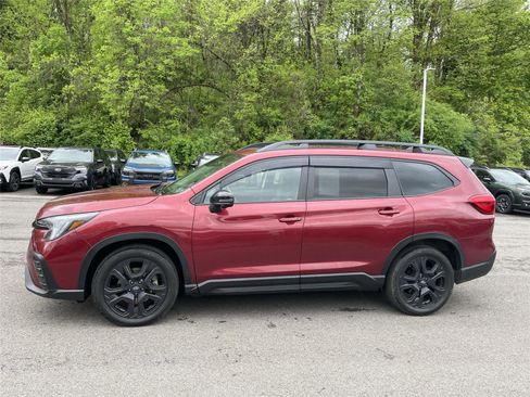 Used 2023 Subaru Ascent Onyx Edition Limited AWD/4WD image 2