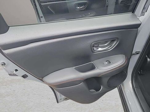 Used 2024 Honda HR-V Sport image 19