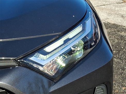 Used 2023 Toyota RAV4 XLE image 9