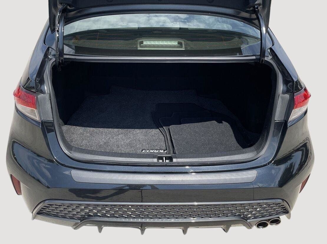 Used 2021 Toyota Corolla SE w/ Carpet Mat Package (TMS) FWD image 6
