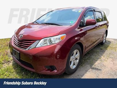 Used 2017 Toyota Sienna LE