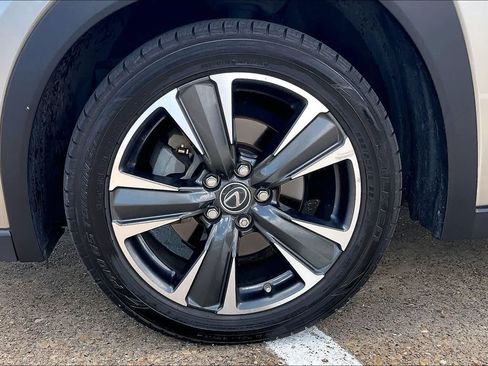 Used 2020 Lexus UX 200 w/ Premium Package FWD image 8