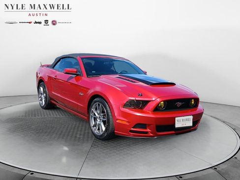 Used 2013 Ford Mustang GT w/ Brembo Brake Pkg RWD image 2