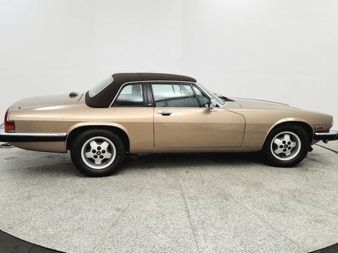 Used 1988 Jaguar XJS V12 Convertible image 6