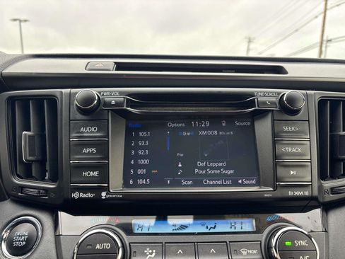 Certified 2016 Toyota RAV4 SE image 23