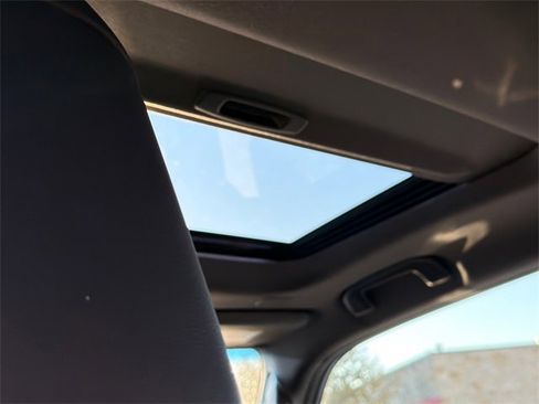 Used 2025 Toyota Land Cruiser w/ Premium Package image 17