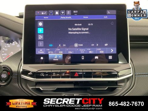 Used 2026 Jeep Compass Latitude AWD/4WD image 19