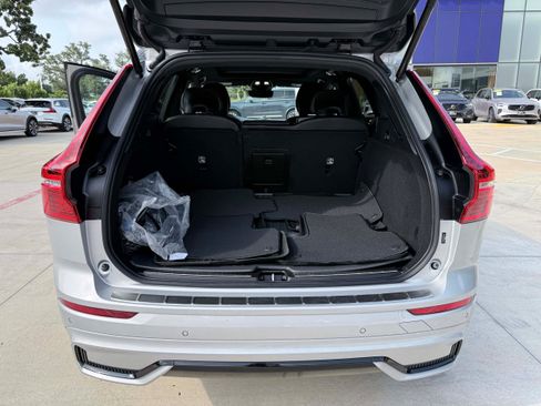 Certified 2024 Volvo XC60 T8 Polestar w/ Protection Package Premier AWD/4WD image 28