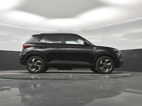 New 2026 Hyundai Venue SEL FWD image 37