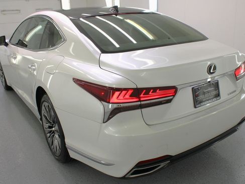 Used 2018 Lexus LS 500 w/ Luxury Package RWD image 7