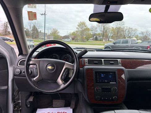 Used 2013 Chevrolet Tahoe LT w/ All-Star Edition AWD/4WD image 12