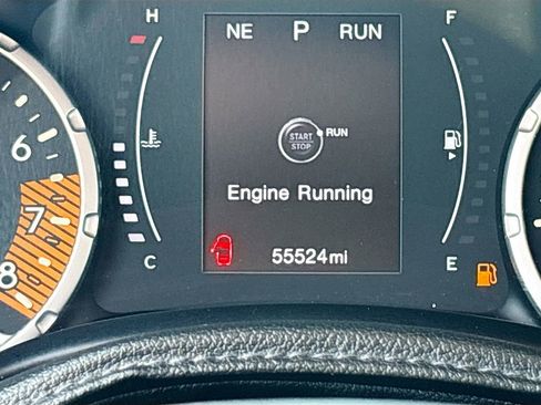 Used 2020 Jeep Renegade Latitude w/ Cold Weather Group AWD/4WD image 12