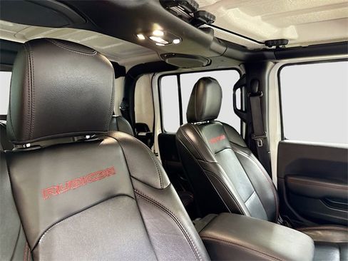 Used 2022 Jeep Gladiator Rubicon w/ Cold Weather Group image 31