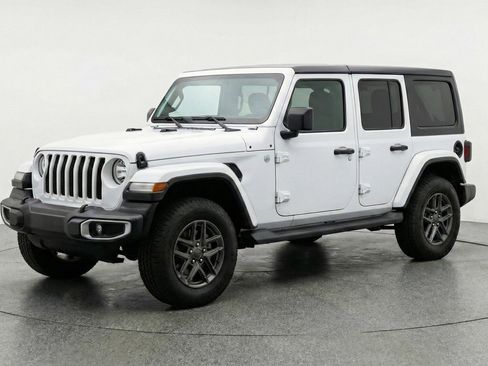Used 2025 Jeep Wrangler Unlimited Sport AWD/4WD image 3
