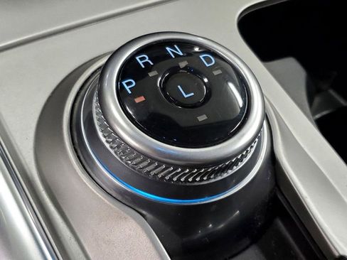 Used 2022 Ford Explorer XLT w/ Equipment Group 202A image 17