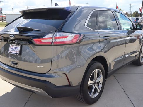 Used 2023 Ford Edge SEL w/ Convenience Package image 6