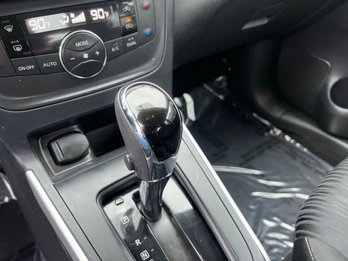 Used 2019 Nissan Sentra SV image 25