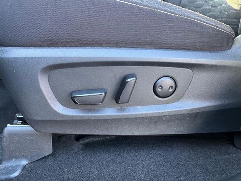 Certified 2024 Nissan Pathfinder SV image 15