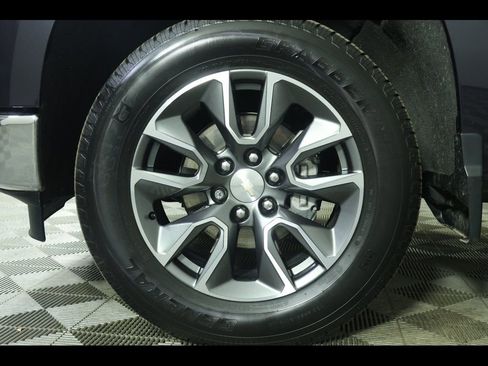 Used 2022 Chevrolet Silverado 1500 LT w/ All Star Edition Plus image 5
