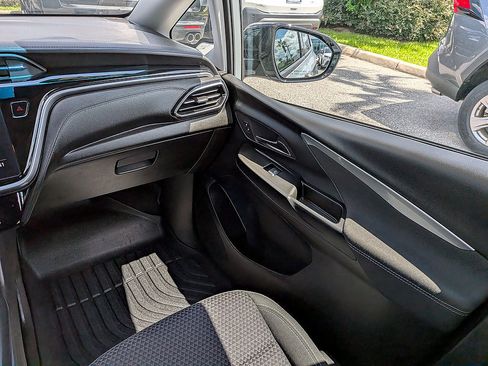 Certified 2023 Chevrolet Bolt LT w/ Driver Confidence Package FWD image 41
