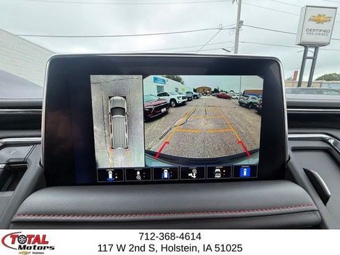 Used 2023 Chevrolet Suburban RST w/ Luxury Package AWD/4WD image 29