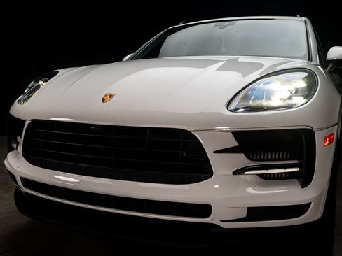 Used 2021 Porsche Macan S AWD/4WD image 5