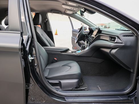 Used 2024 Toyota Camry SE FWD image 36