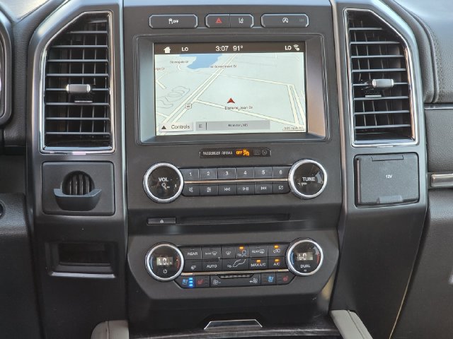 Used 2018 Ford Expedition Limited w/ Equipment Group 301A RWD image 9