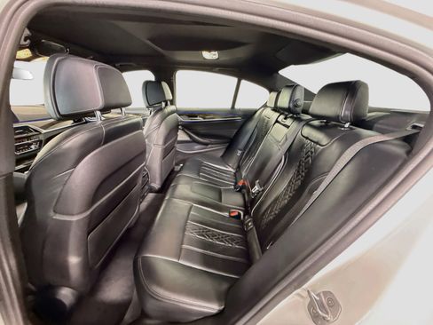Used 2019 BMW 540i w/ M Sport Package RWD image 25