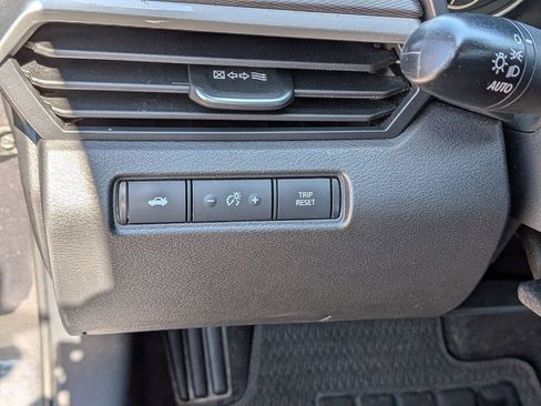 Used 2024 Nissan Altima 2.5 SR FWD image 34