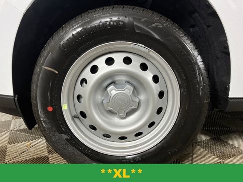 New 2026 Ford Maverick XL image 13