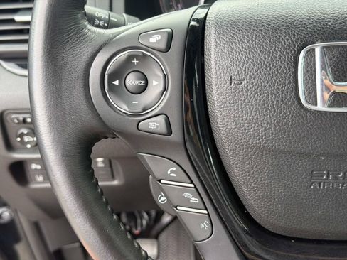 Used 2018 Honda Ridgeline RTL-E image 25